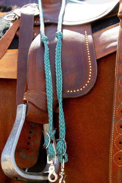 Roping reins, pattern turquoise, on horse