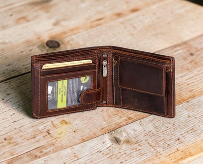 Greenwood Leather RFID Harvey Wallet in sandal, interior view