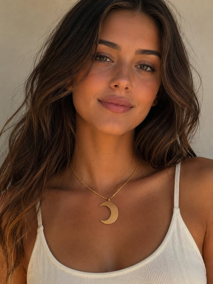The Stevie Necklace, worn detail view