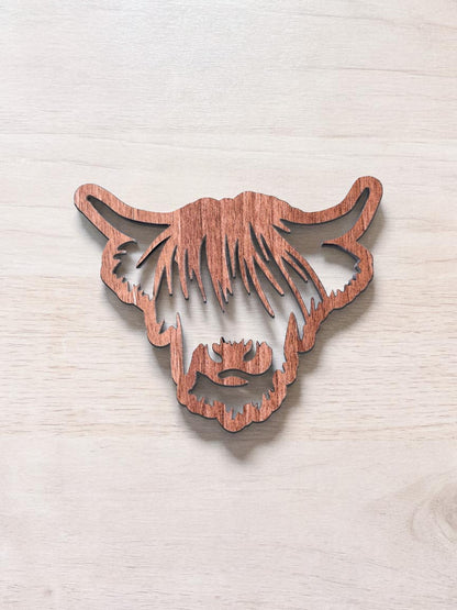"Moo & Brew" Highland cow coaster set, close-up detail